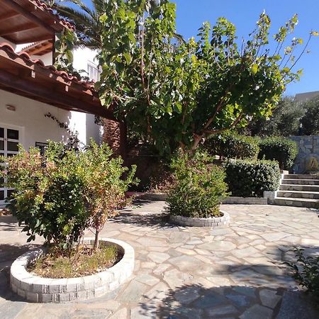 Manolia Apartments & Studios Plakias Exterior photo