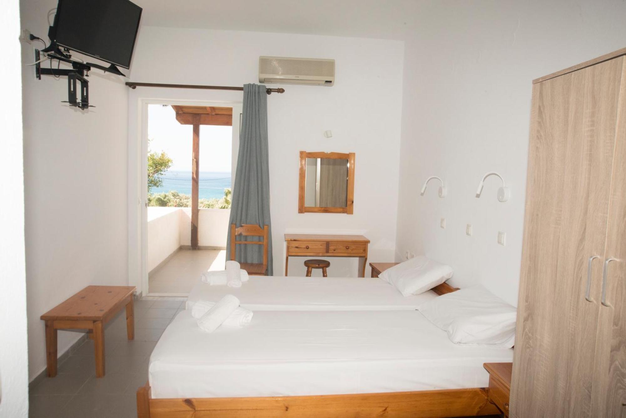Manolia Apartments & Studios Plakias Exterior photo